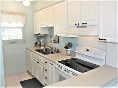 Gulf Front Two Bedroom Vacation Rental in Siesta Key