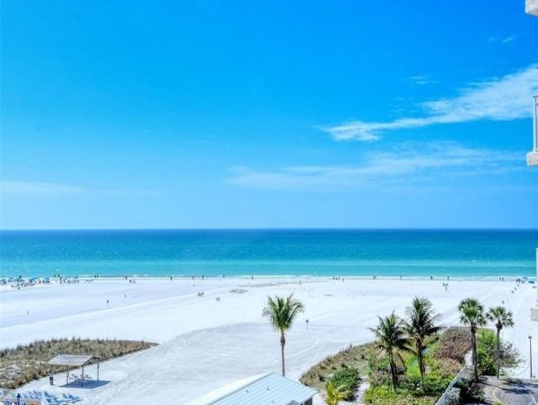 Siesta Key 2 Bedroom Condo with Ocean View