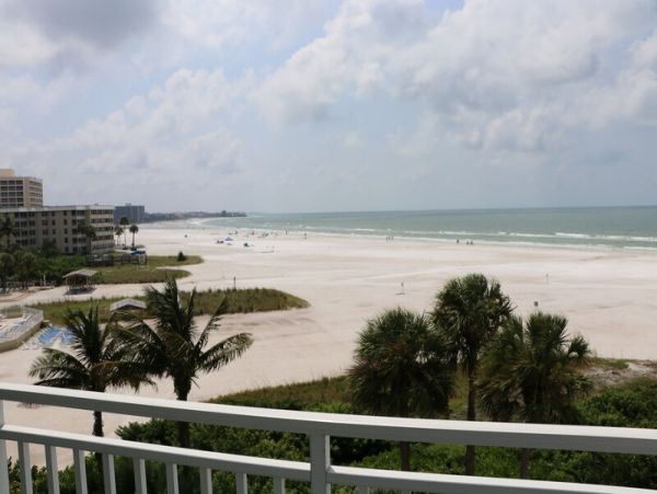 Gulfview Retreat with Beautiful View on Siesta Key