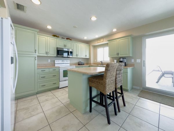 Gulfview Retreat with Beautiful View on Siesta Key