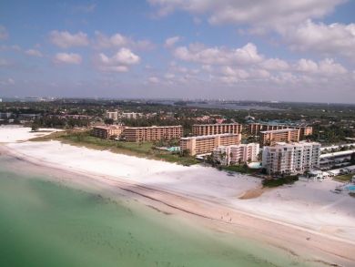 Beachfront Two Bedroom Vacation Condo in Siesta Key Beachfront Two Bedroom Vacation Condo in Siesta Key