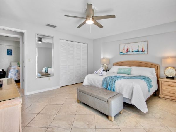 Beachfront Condo in Siesta Key, Fl - Your Perfect Getaway