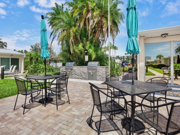 Beachfront Condo in Siesta Key, Fl - Your Perfect Getaway
