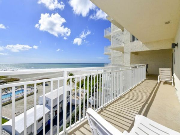 Lovely Family Condo On Beach 3 Community Pools Sleeps 6