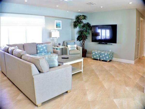 Beachfront Two Bedroom Vacation Condo in Siesta Key