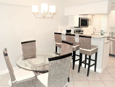 Siesta Key Newly Remodeled Vacation Rental Steps to Sand