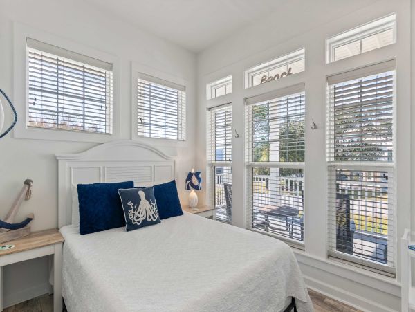 Santa Rosa Beach Luxury Ten Bedroom Vacation Rental Sleeps 37