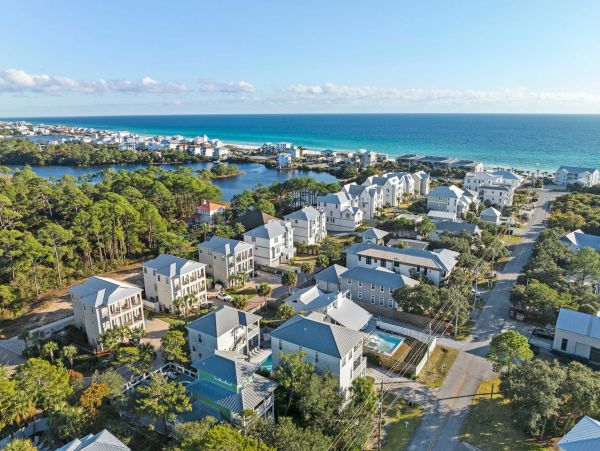 Santa Rosa Beach Luxury Ten Bedroom Vacation Rental Sleeps 37