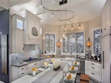 Five Bedroom Steamboat Spring Ski Vacation Home Sleeps 16
