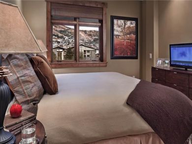Steamboat Springs Two Bedroom Plus Den Ski Condo Sleeps 10
