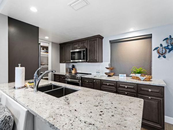 Gulf Front Siesta Key Vacation Condo Two Bedroom