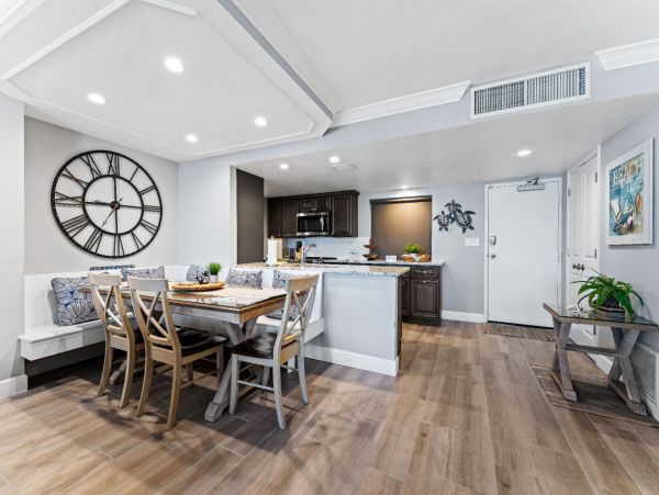 Gulf Front Siesta Key Vacation Condo Two Bedroom