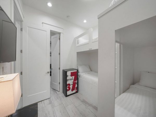 Destin Five Bedroom Modern Luxury Rental