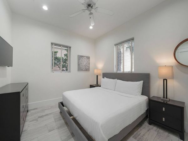 Destin Five Bedroom Modern Luxury Rental