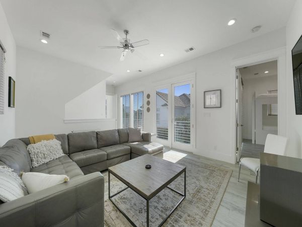 Destin Five Bedroom Modern Luxury Rental