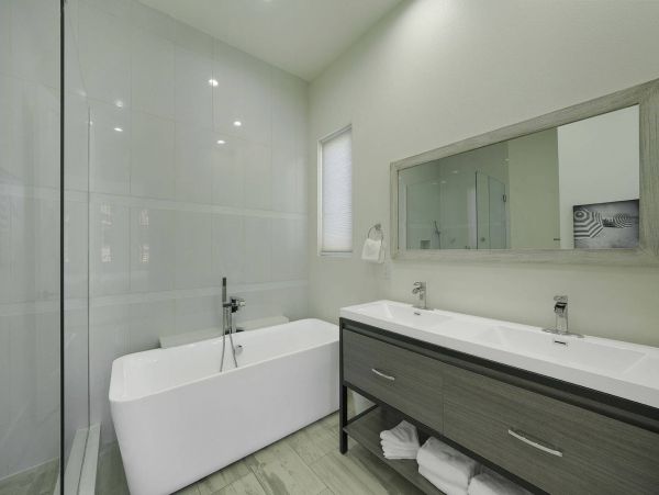 Destin Five Bedroom Modern Luxury Rental