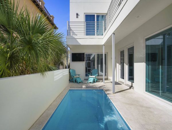 Destin Five Bedroom Modern Luxury Rental