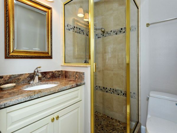 Siesta Key Condo Gulf Views with the Beach  Across the Street
