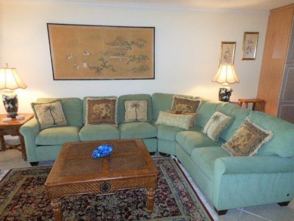 Siesta Key Vacation Condo Close to Beach with Pool