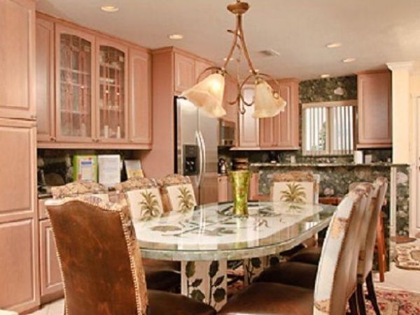 Siesta Key Vacation Condo Close to Beach with Pool