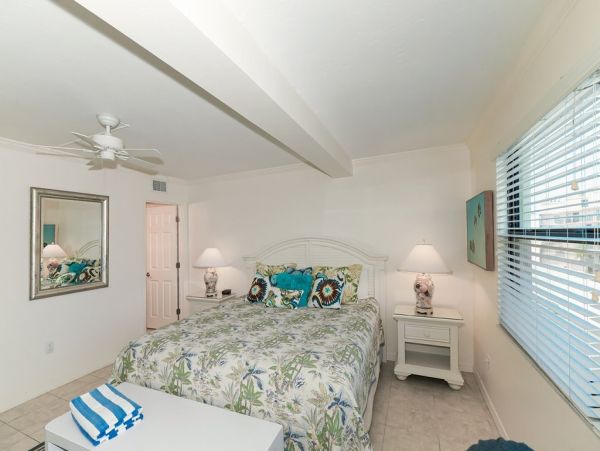 Siesta Key Condo 912414