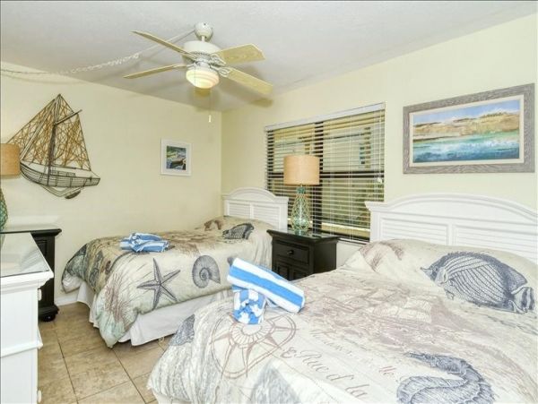 Siesta Key Vacation Condo Two Bedroom On Beach