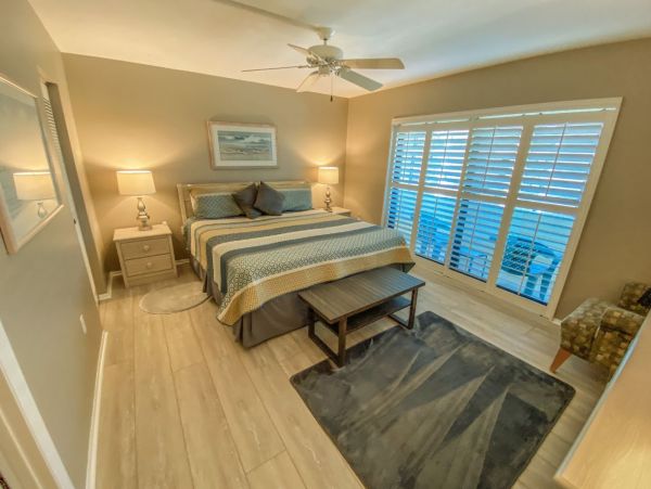 On Beach Siesta Key Vacation Condo Two Bedrooms