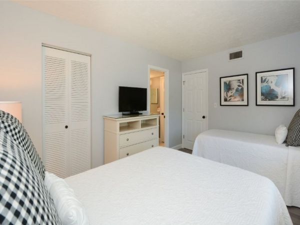 Siesta Key Condo 912429