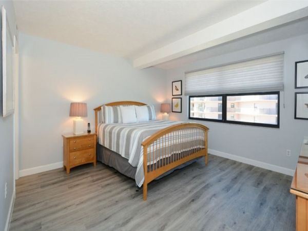 Siesta Key Condo 912429