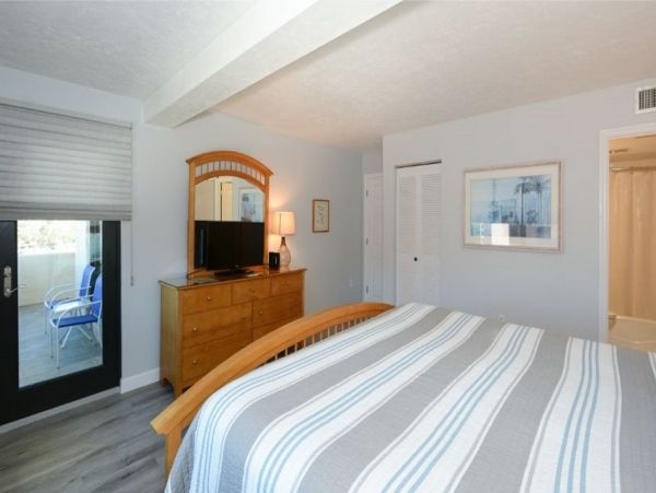 Siesta Key Condo 912429
