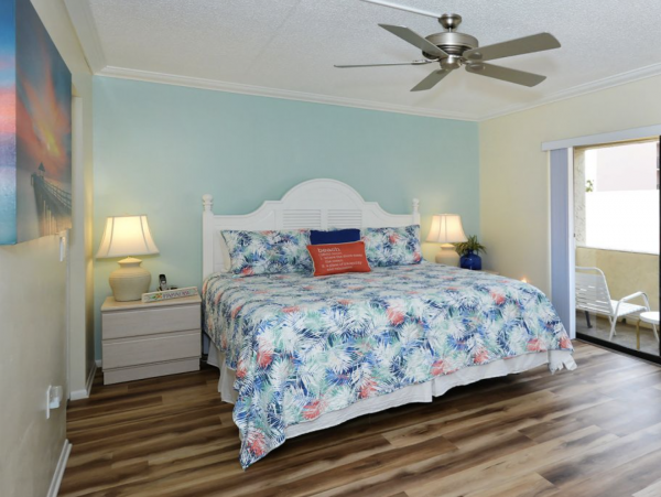 Just 53 Steps to World Famous Siesta Key Beach