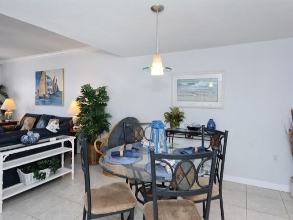 Siesta Key Vacation Condo Two Bedroom On Beach