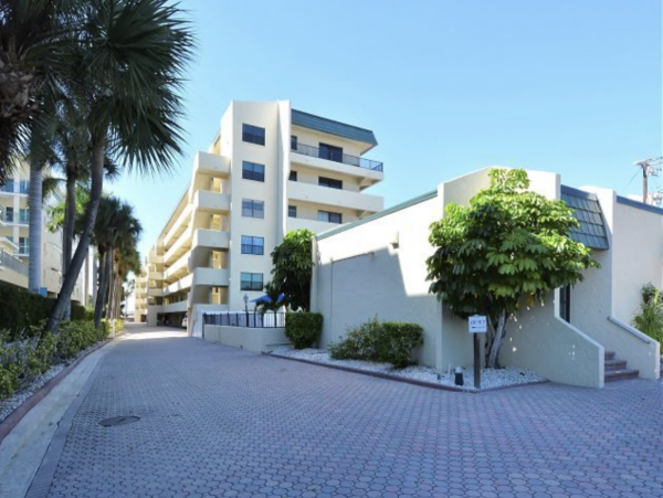 Siesta Key Vacation Condo Two Bedroom On Beach