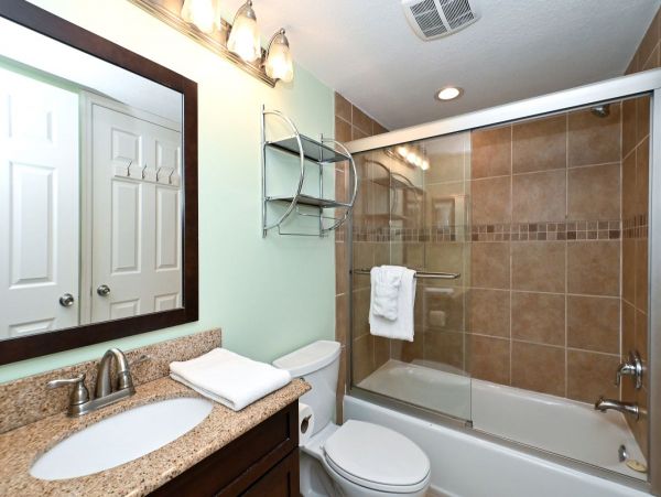 On Beach Vacation Pool Condo in Siesta Key