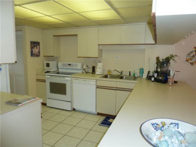 2 Bedroom Condo on the Beach Overlooking the Pool 2 Bedroom Condo on the Beach Overlooking the Pool