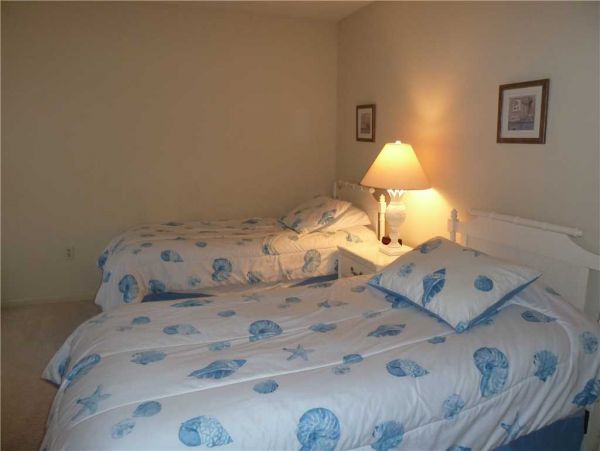 Siesta Key Vacation Condo Two Bedrooms Sleeps Six Guests