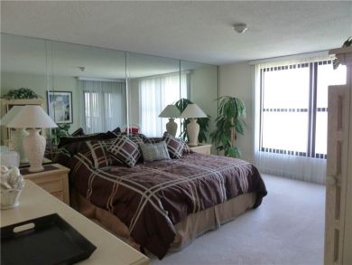 Gulf View, Two Bedroom Two Bathroom Beach Condo with a Pool Gulf View, Two Bedroom Two Bathroom Beach Condo with a Pool
