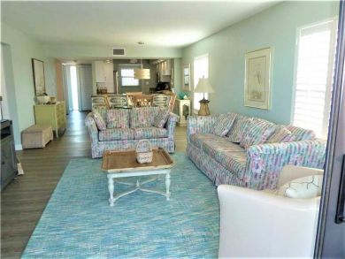 Siesta Key Condo 2 Bedrooms Sleeps 4 with Partial Gulf Views Siesta Key Condo 2 Bedrooms Sleeps 4 with Partial Gulf Views