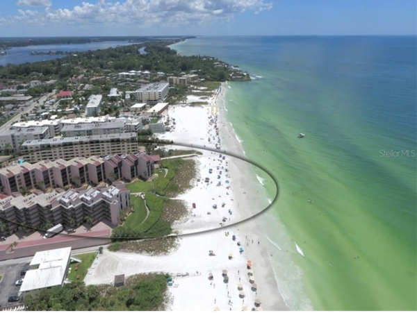 One of the Best Beach Locations On Siesta Key Beach