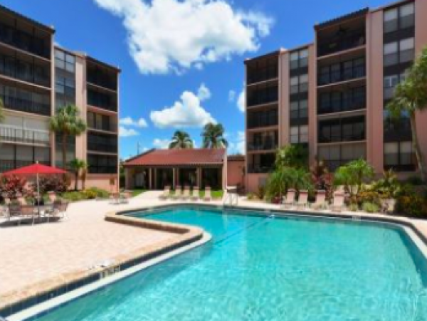 Siesta Key Vacation Penthouse 3 Bedrooms Sleeps 8