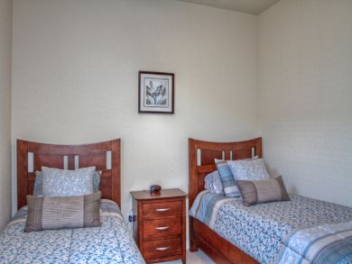 Bradenton 3 Bedroom Vacation Home Sleeps 6 Guests Caged Pool