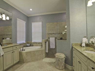 Anna Maria Island Holmes Beach Home 912500