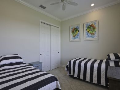 Anna Maria Island Holmes Beach Home 912500