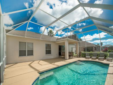 Charming Vacation Rental on Bradenton. Call Today.