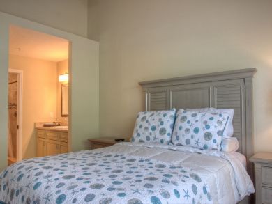 Anna Maria Island Holmes Beach Condo 912516