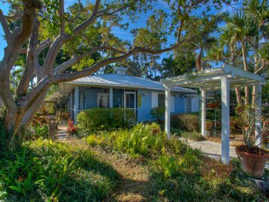 Anna Maria Island Holmes Beach Home 912525