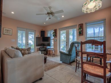 Anna Maria Island Holmes Beach Home 912525