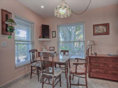 Anna Maria Island Holmes Beach Home 912525