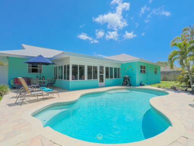 Bradenton 3 Bedroom Vacation Pool Home