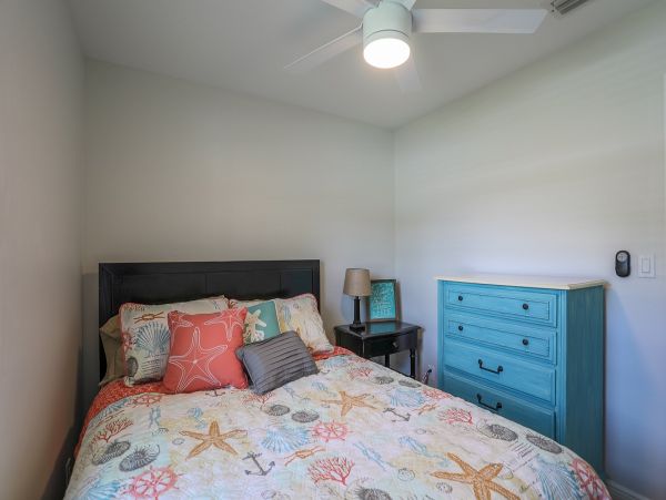 Three Bedroom Vacation Pool Home in Bradenton